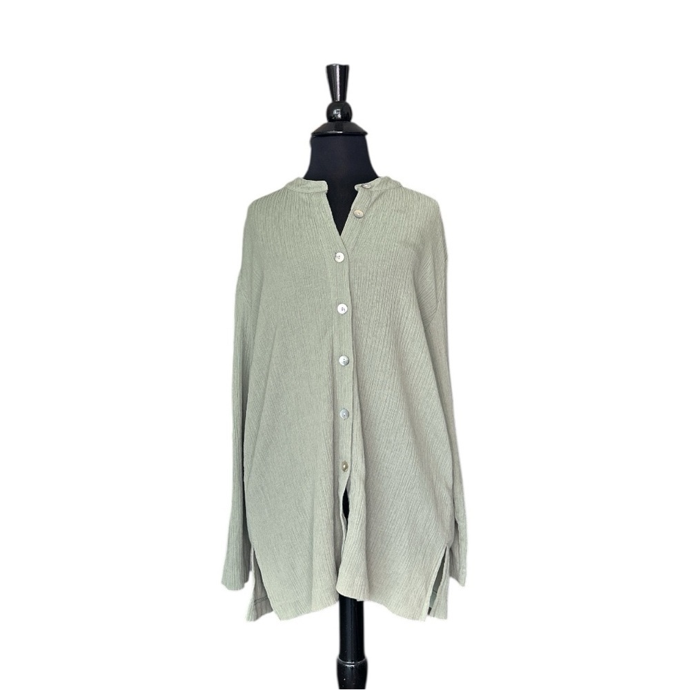Vintage Travel Smith Sage Button-Up Blouse